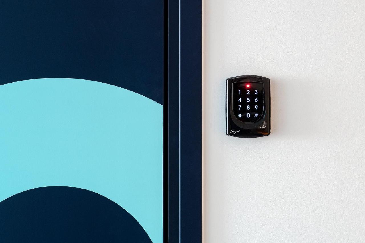 Neotel Tallinn Eksteriør billede